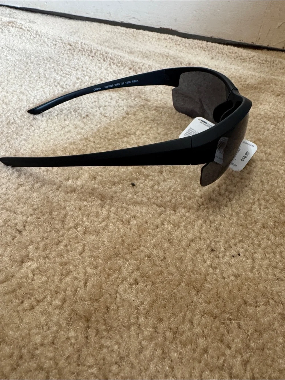 Wrangler Black Frame Sunglasses with Dark Smoke‎ Lenses